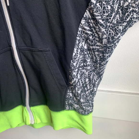 Nike Black, White, & Neon Green Paint Splatter Print Full Zip Jacket - Picture 7 of 7